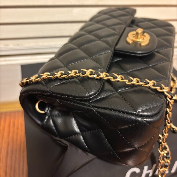 Chanel Black Quilted Flap Bag with Gold Ball Chain - Picture 5 of 10